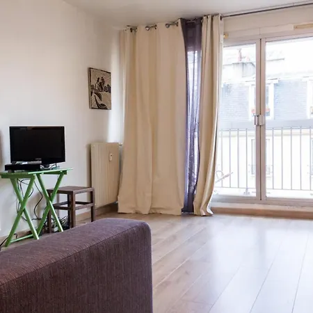 Beautiful Studio Near The Champ De Mars Appartamento Parigi